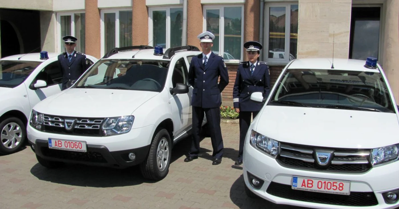 Autoturismele au fost predate IPJ Alba
