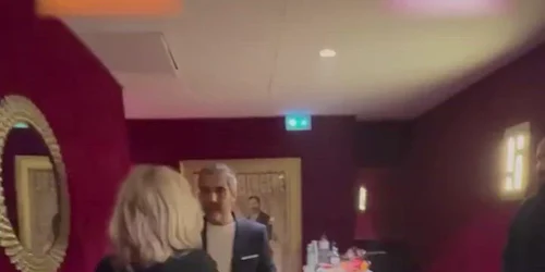 Manon Aubry   Des femmes qui de noncent les violences sexistes sont insulte es de  sa    NzMlcO mp4 thumbnail png