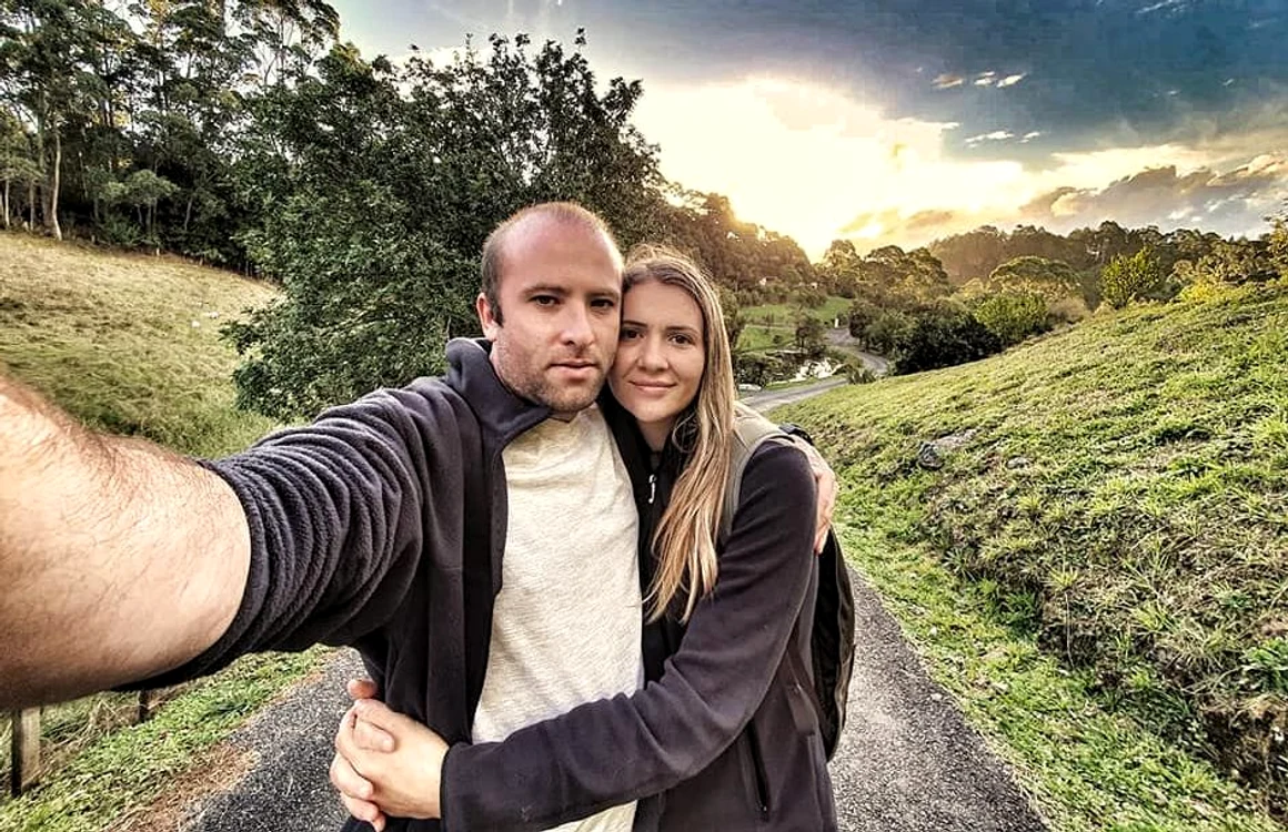 
    radu Păltineanu și Irina Repede, vacanță prelungită la AntipoziFoto: Facebook / Radu Păltineanu  