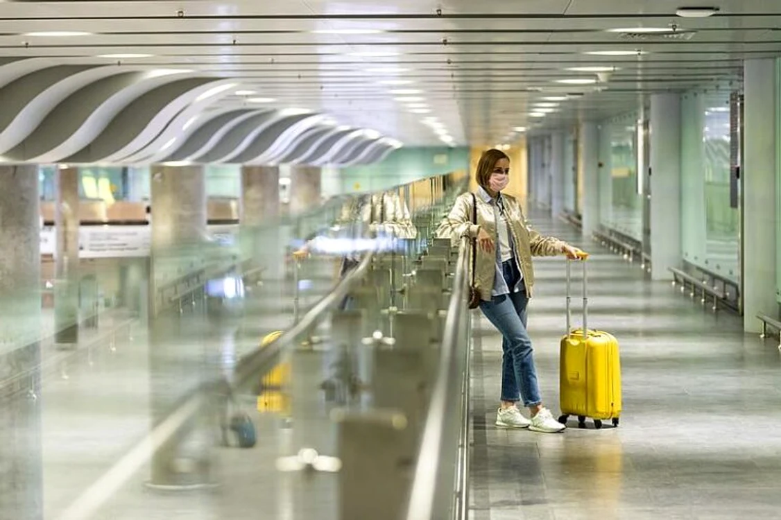 
    Israelul interzice traficul aerian internaţional de pasageriSursă foto: Shutterstock  