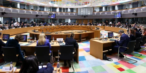 ECOFIN  FOTO FB jpg