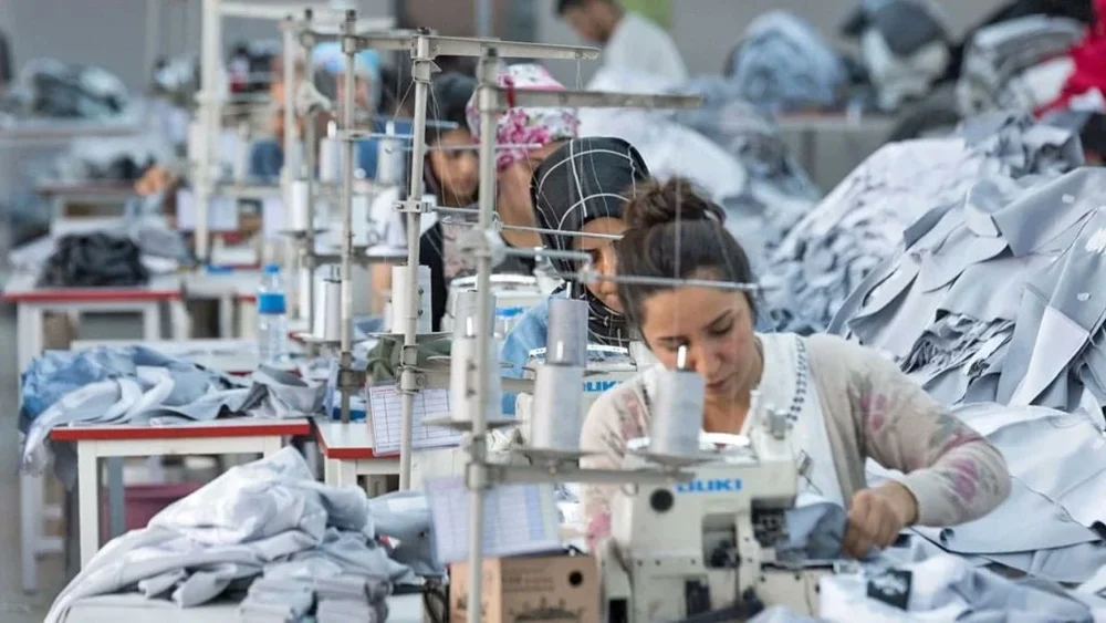 Industria textilă legendară a Turciei se destramă. Sute de mii de locuri de muncă pierdute
