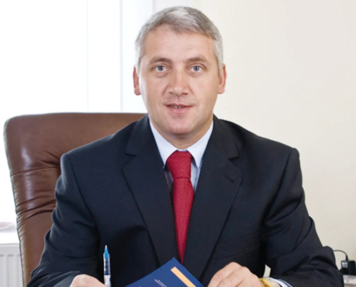 Trei zone, printre şi care şi drumul din munte, sunte neacoperite, la momentul acesta, de firme care să asigure deszăpezirea