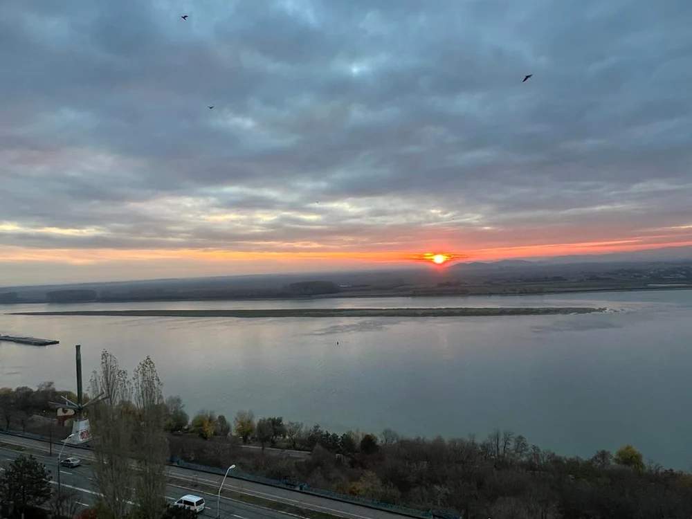 Insula de pe Dunăre, atracție turistică FOTO: C.Mazilu