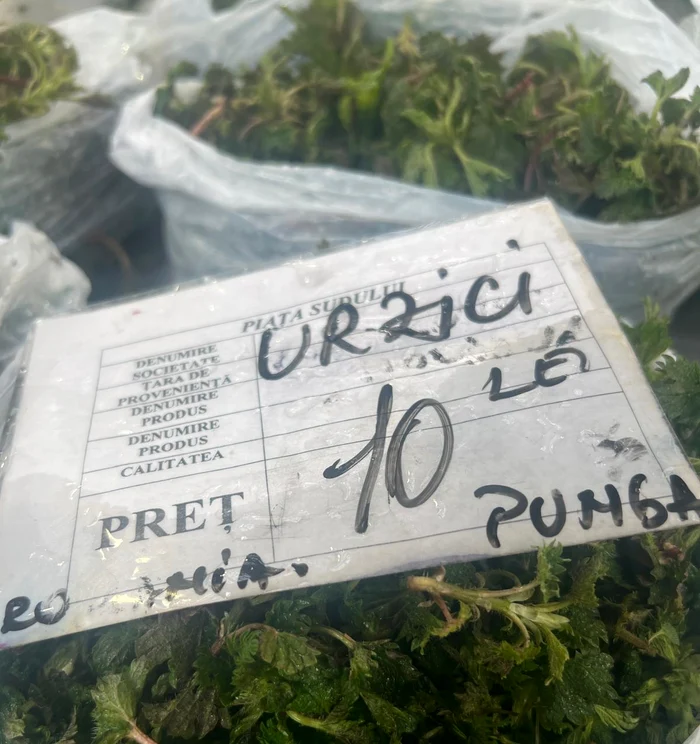 Urzicile se vând în piețele din București Foto: Click!