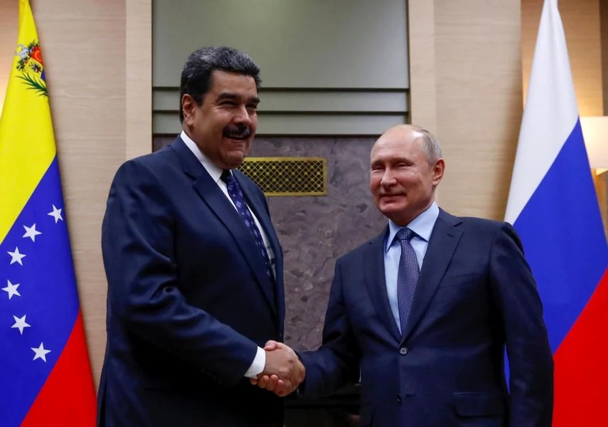 Cadoul președintelui Venezuelei pentru Vladimir Putin: doi mercenari care au luptat pentru Ucraina, extrădați în Rusia