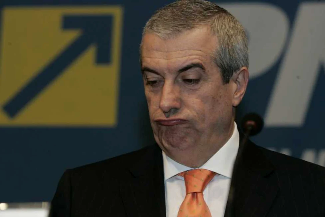 
    Iohannis, virulent la adresa senatorilor care au respins ridicarea imunității lui TăriceanuSursa foto: Adevărul  