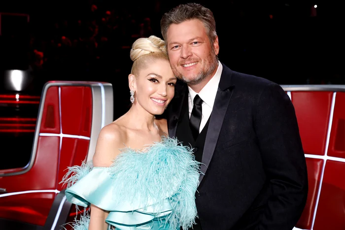 Gwen Stefani și Blake Shelton s-au logodit 