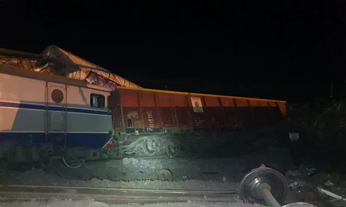 fetesti tren deraiat1 jpeg