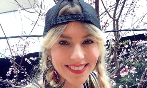 corina bud jpeg