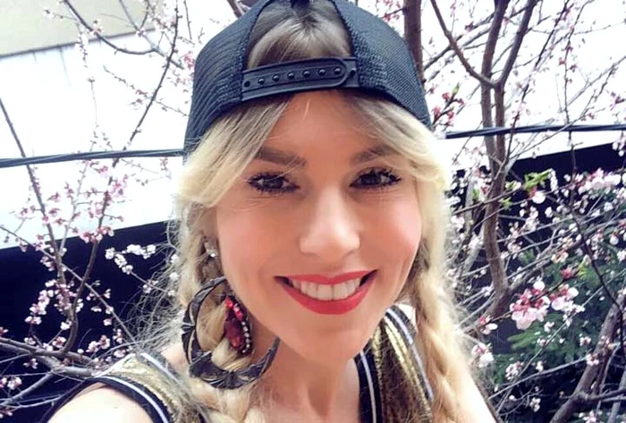 La cei 35 de ani, Corina Bud are încă fundul bombat FOTO: Arhiva personală