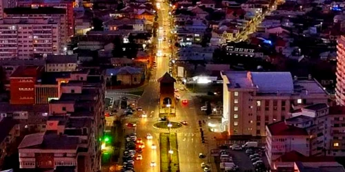 Iluminatul public va fi mai ieftin, în Târgoviște, grație tehnologiei LED. FOTO. Stan. C