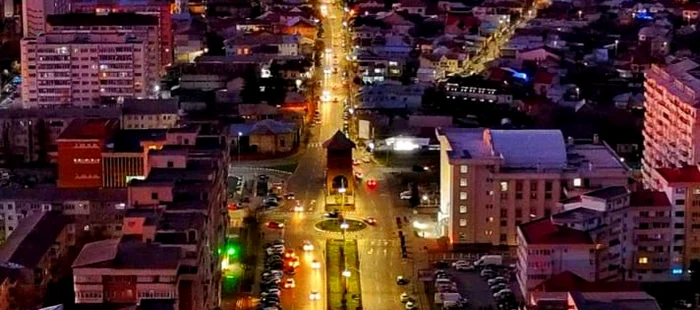 Iluminatul public va fi mai ieftin, în Târgoviște, grație tehnologiei LED. FOTO. Stan. C