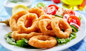 Inele de calamari pane  Sursa foto shutterstock 1022939323 jpg