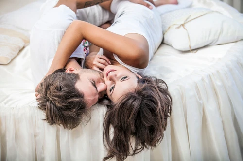 Cea mai bună metodă de a te cunoaşte pe tine din punct de vedere sexual este masturbareafoto: 123RF