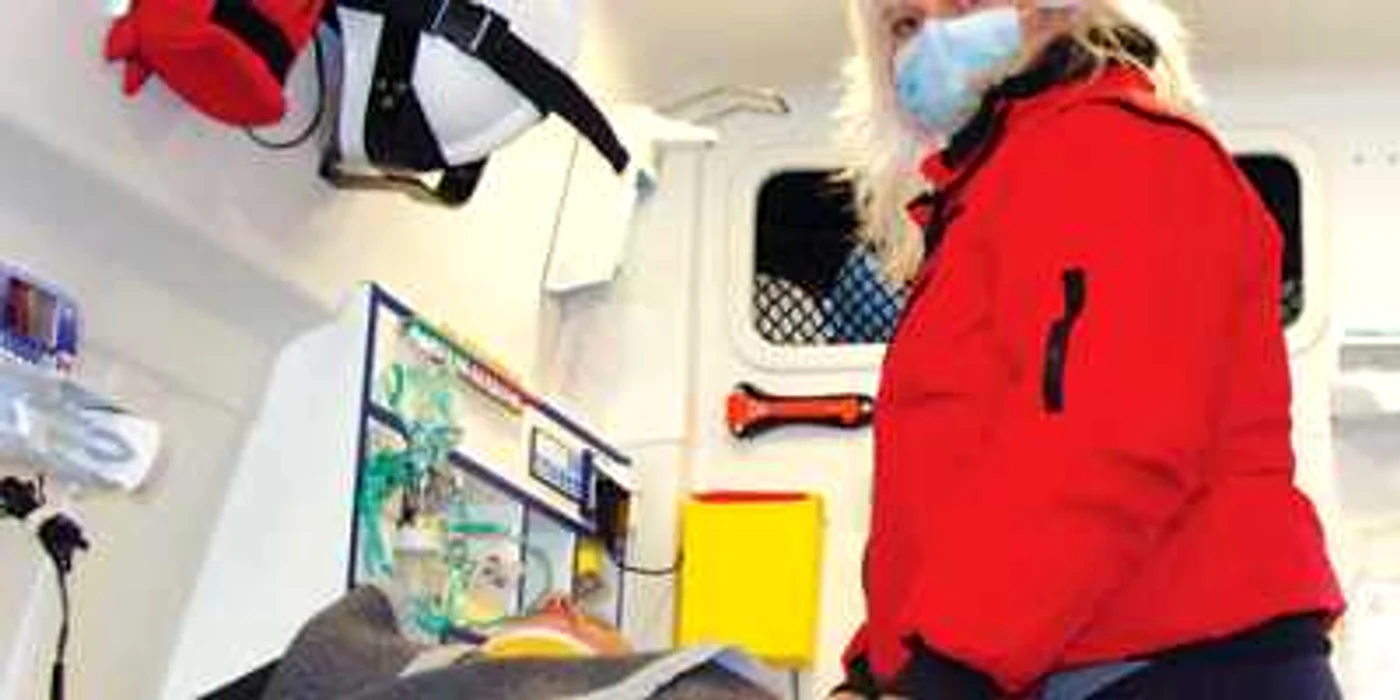 Gabriela Lacziko este printre cei peste 400 de angajaţi ai Serviciului de Ambulanţă Bihor
