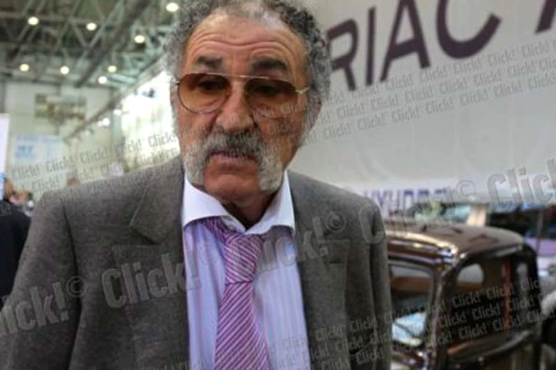 
    Ion Ţiriac  
