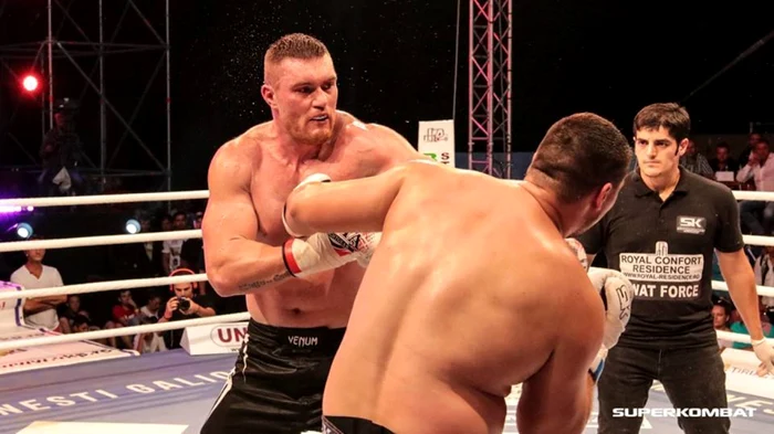 Galele Superkombat sunt extrem de iubite de către public