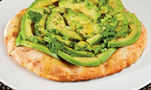 1 pizza cu avocado jpg jpeg