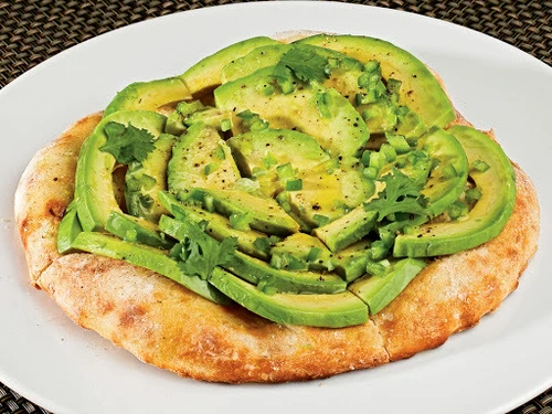 1 pizza cu avocado jpg jpeg