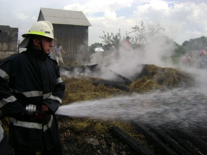 Incendiile s-au soldat cu pagube materiale însemnate pentru familiile afectate...