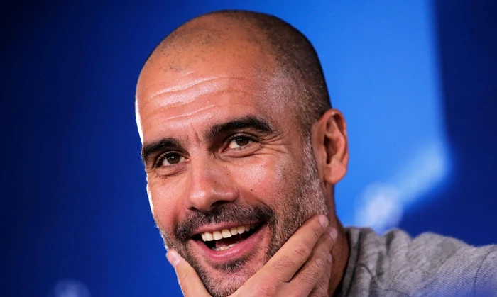 Probabil că și Guardiola, antrenor la Manchester City, a fost amuzat de premiul câștigat de club.