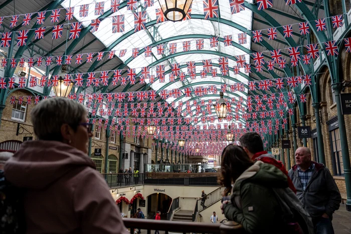 Londra s-a îmbrăcat deja în straie de sărbătoare (Foto: GETTYIMAGES)
