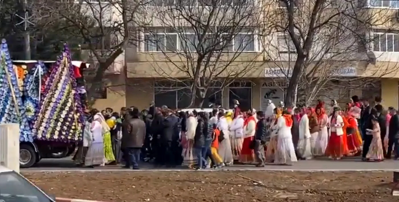 Înmormântarea bulibasei din Vrancea