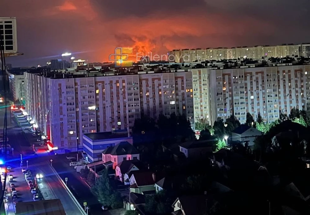 Ucraina lovește din nou infrastructura energetică a Rusiei. Depozite de petrol cuprinse de flăcări, iar Moscova a fost ținta unui atac masiv cu drone