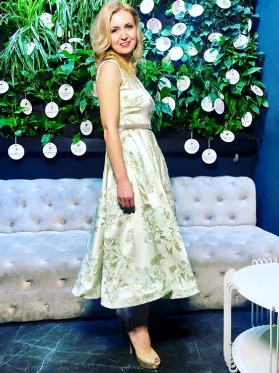 17 irina mosor ok golden night jpg jpeg