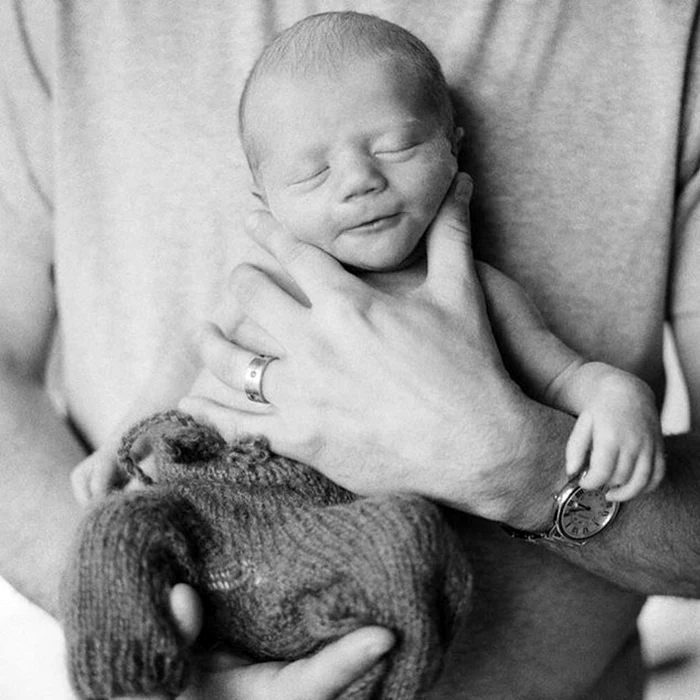 kelly clarkson hepta 2373236 jpg jpeg