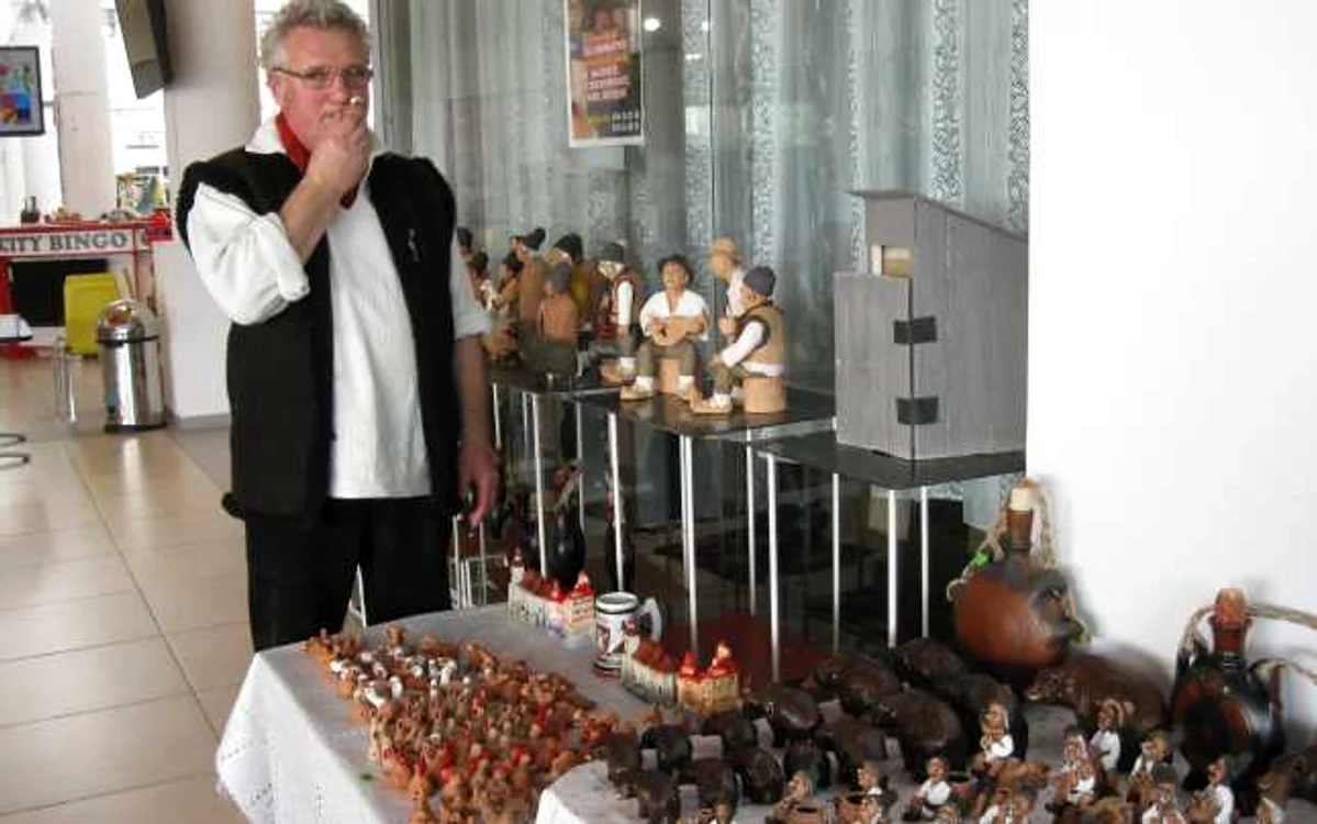 Prioritate au cei care ştiu să facă obiecte de ceramică 