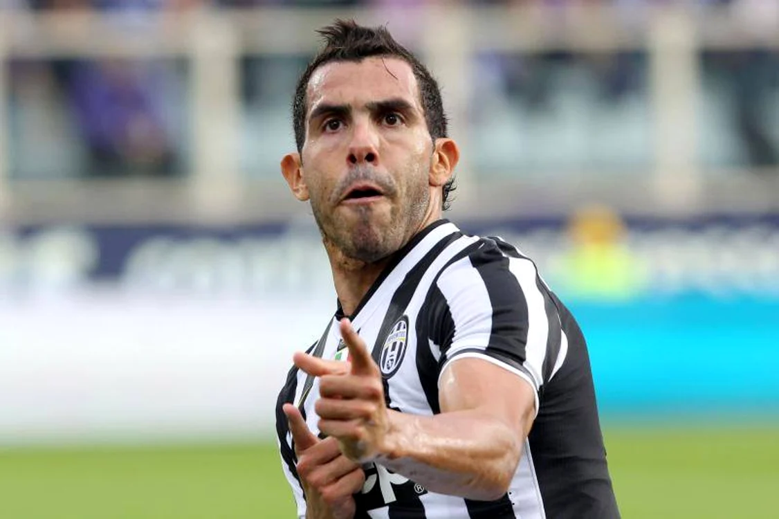 
    Tevez a părăsit cantonamentul campionei Italiei pentru a-şi răscumpăra tatălFOTO Facebook  