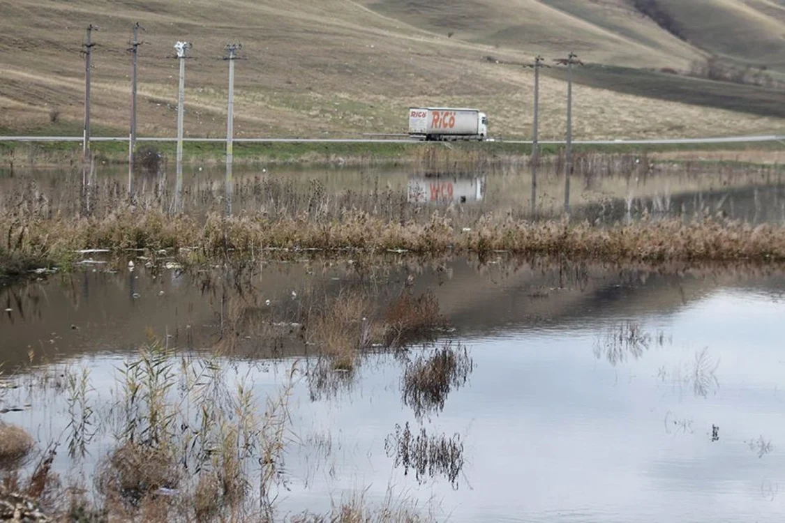 Garda de Mediu a amendat cu 80.000 de lei Consiliul Judeţean pentru că nu a rezolvat problema levigatului. FOTO: Istvan Szakats