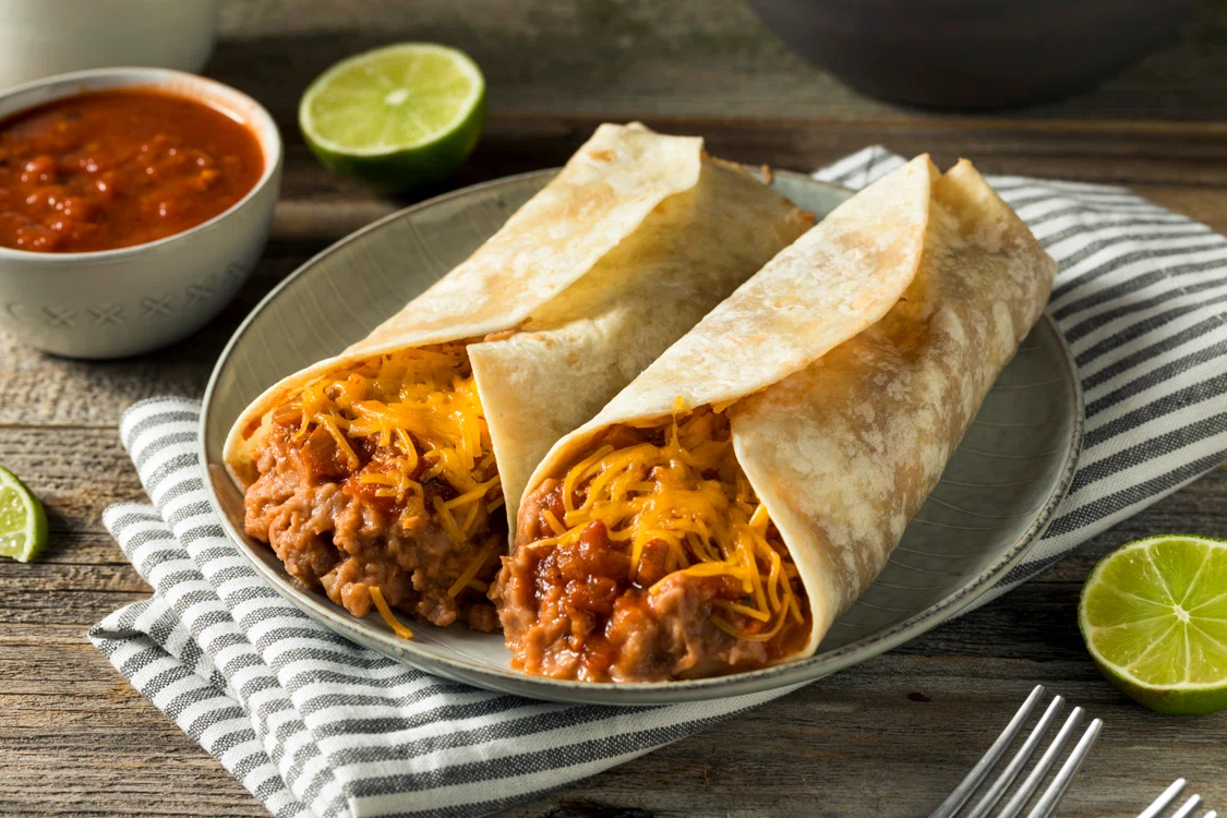 
    Burritos cu fasole  
