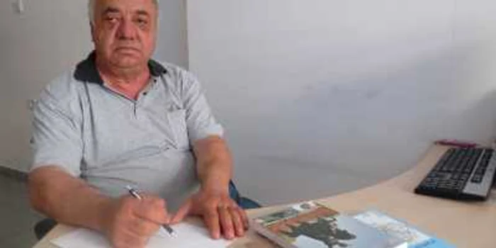 Profesorul Alexandru Marin se află la a treia carte