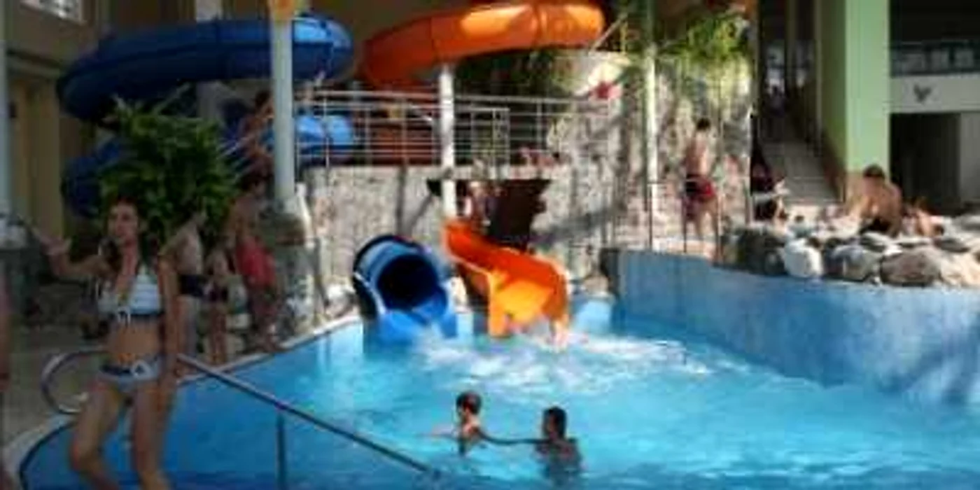 Braşov: O zi în paradisul acvatic