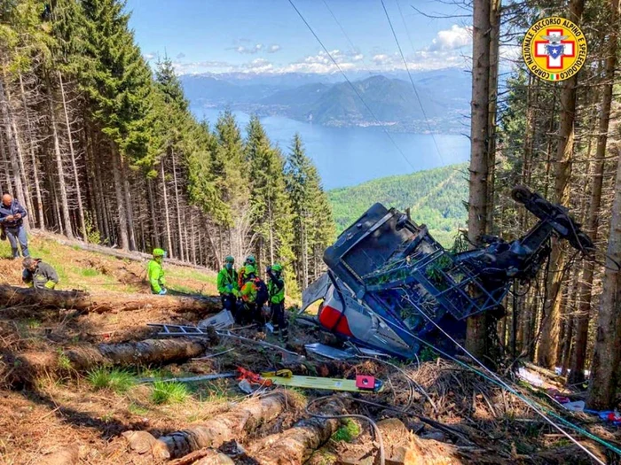 Accidentul s-a produs la 300 de metri de vârf FOTO EPA-EFE