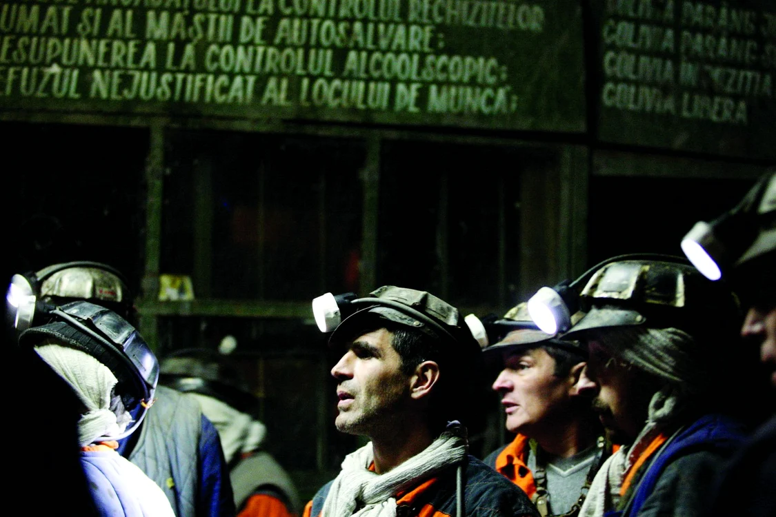 Minerii vor lucra şase zile pe săptămână. FOTO: ADEVĂRUL.