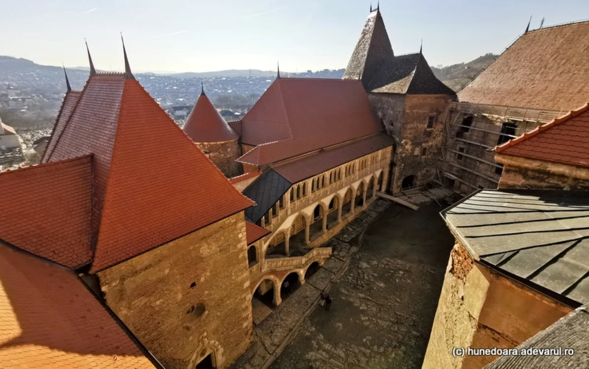 castelul corvinilor foto daniel guta adevarul