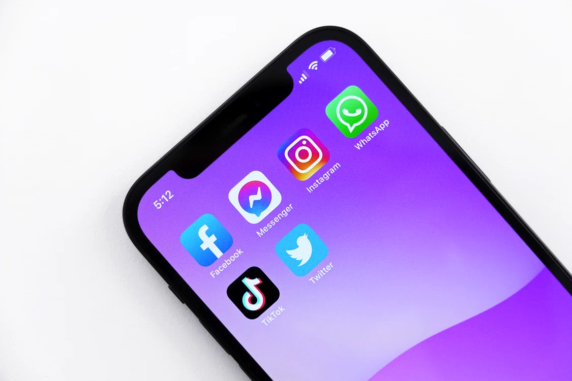 Profesorii ruși vor fi obligați să verifice telefoanele elevilor FOTO: Unsplash