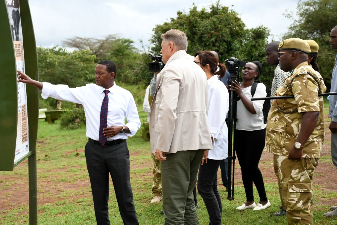 FOTO X Kenya Wildlife Service