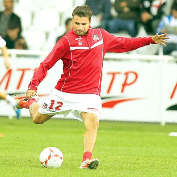 Mutu nu a marcat nici un gol în acest campionat (Foto: AFP)