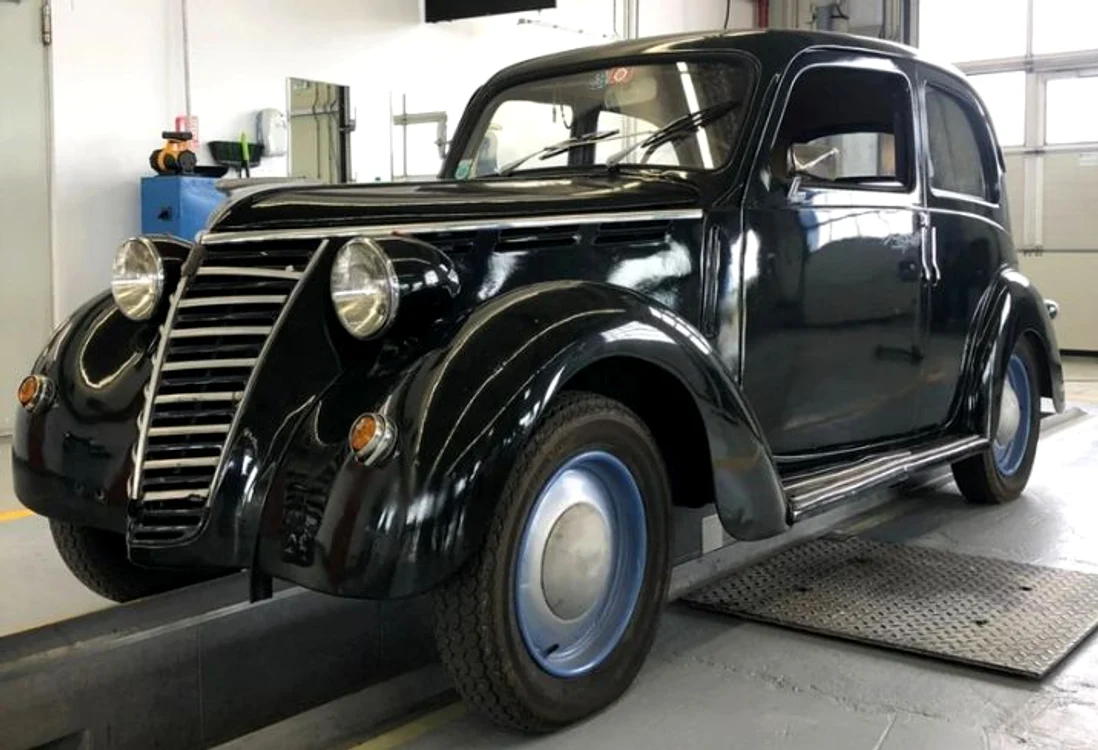 Steyer Fiat 1100 e FOTO RAR Timiș
