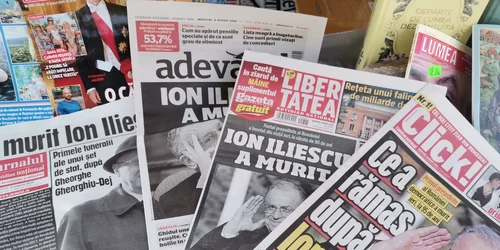 moartea lui ion iliescu pe prima pagina a ziarelor   foto alina mitran (2) jpg