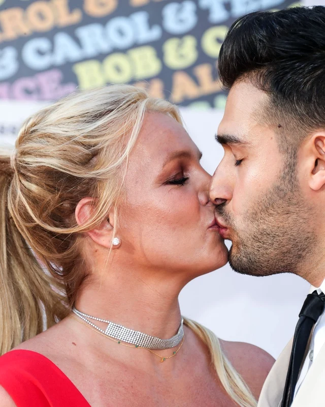 6 britney spears si sam asghari 4 jpg jpeg