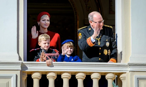 Printesa Charlene si Printul Albert de Monaco, impreuna cu Printul Jacques, Printesa Gabriela, de Ziua Nationala a Principatului Monaco   Palais Princier (7) jpg