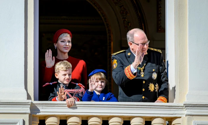 Printesa Charlene si Printul Albert de Monaco, impreuna cu Printul Jacques, Printesa Gabriela, de Ziua Nationala a Principatului Monaco   Palais Princier (7) jpg
