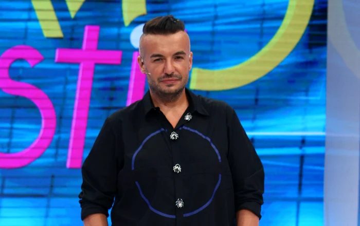 
    Răzvan Ciobanu a murit într-un accident rutierfoto: Kanal D  