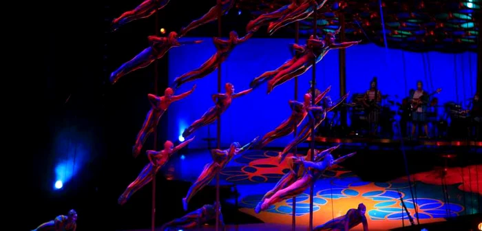 Echipa de acrobaţi ai Cirque Du Soleil a revoluţionat arta circului